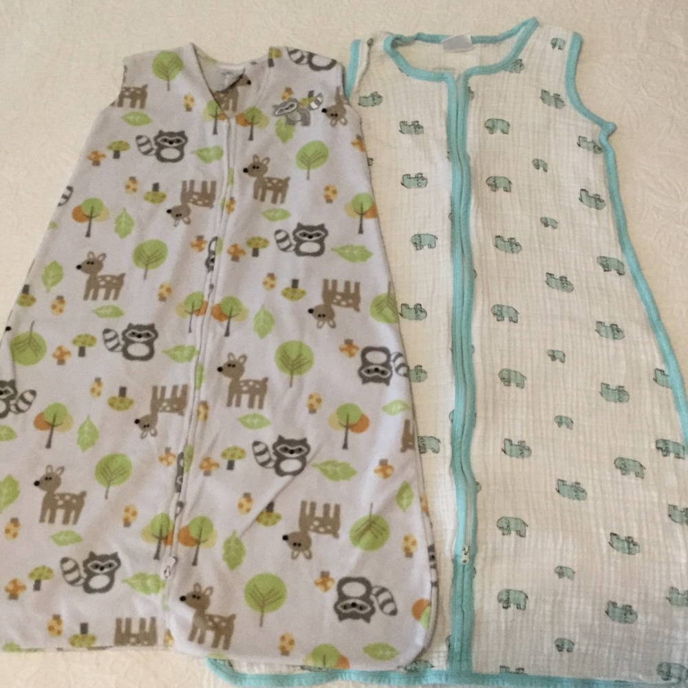 Sleep sacks (2)